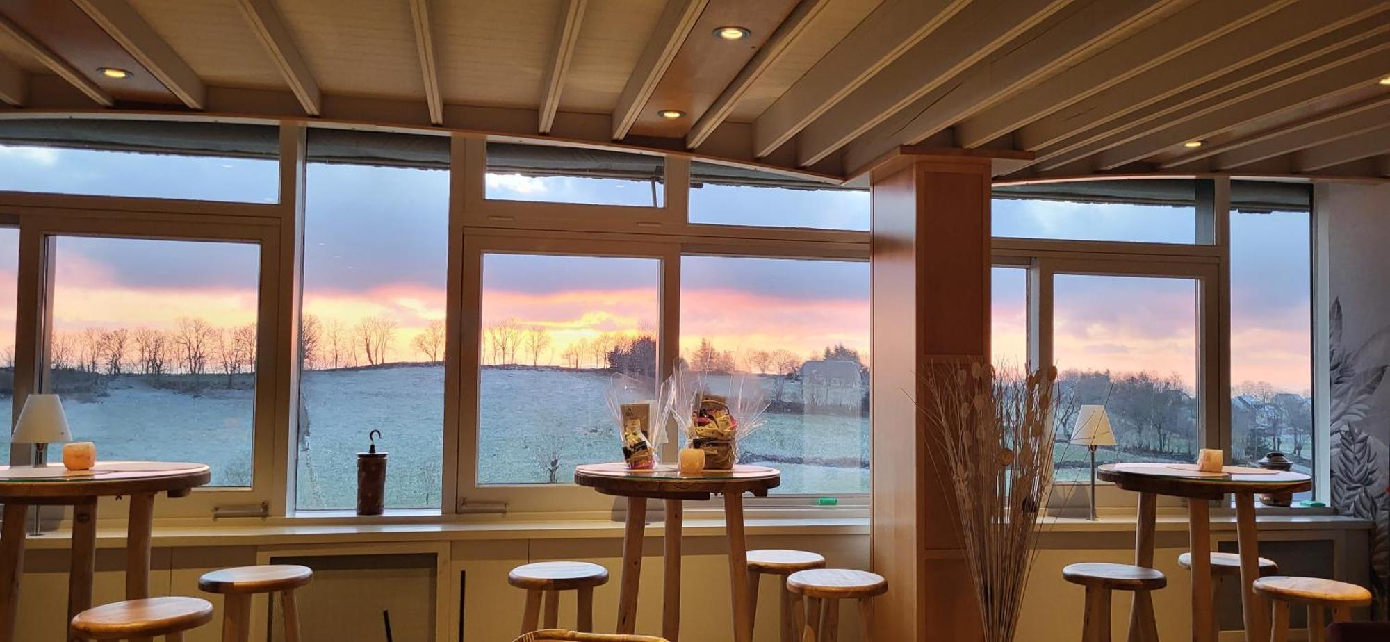 Logis Hotel Restaurant & Spa Les Remparts سيلارز المظهر الخارجي الصورة