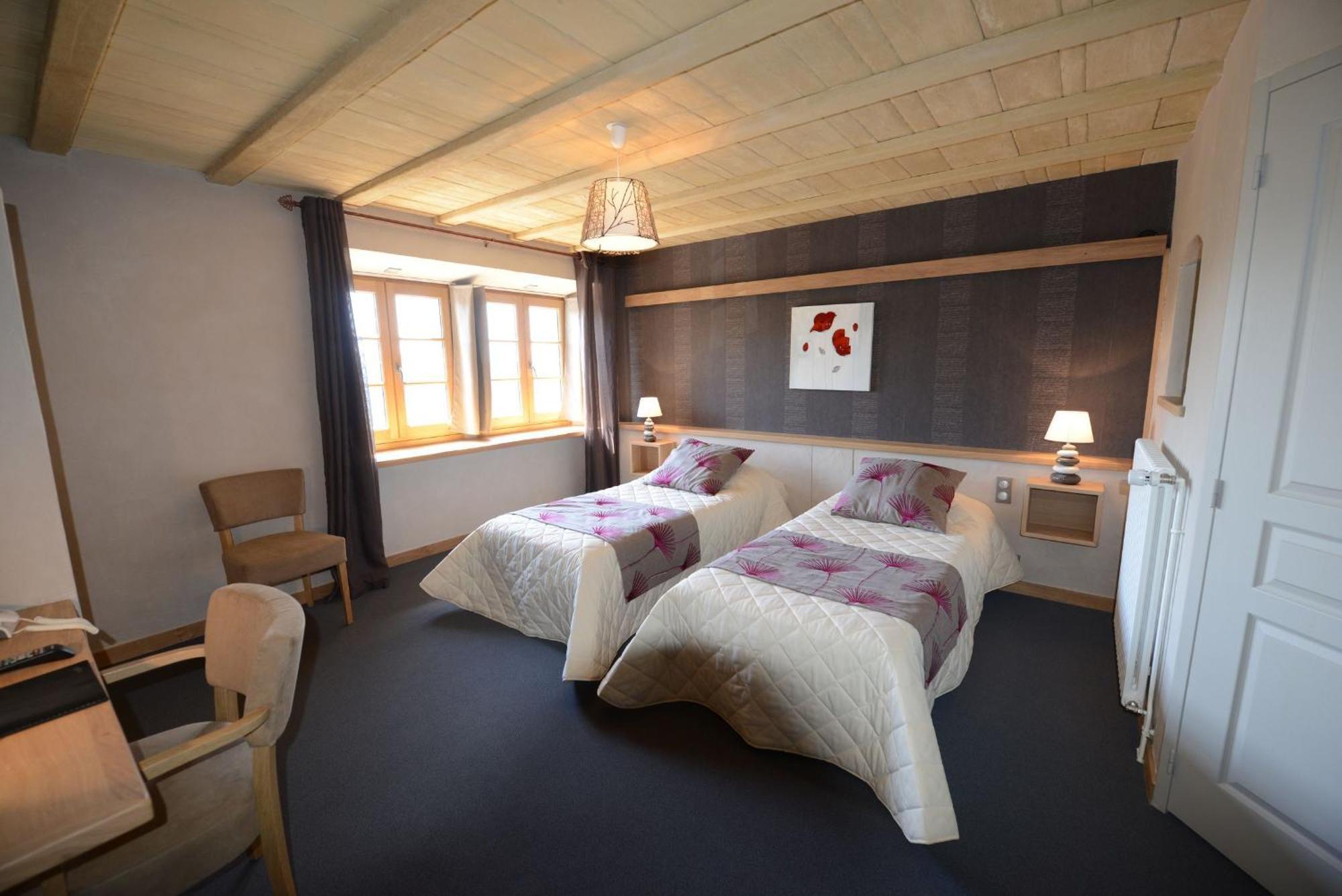 Logis Hotel Restaurant & Spa Les Remparts سيلارز المظهر الخارجي الصورة