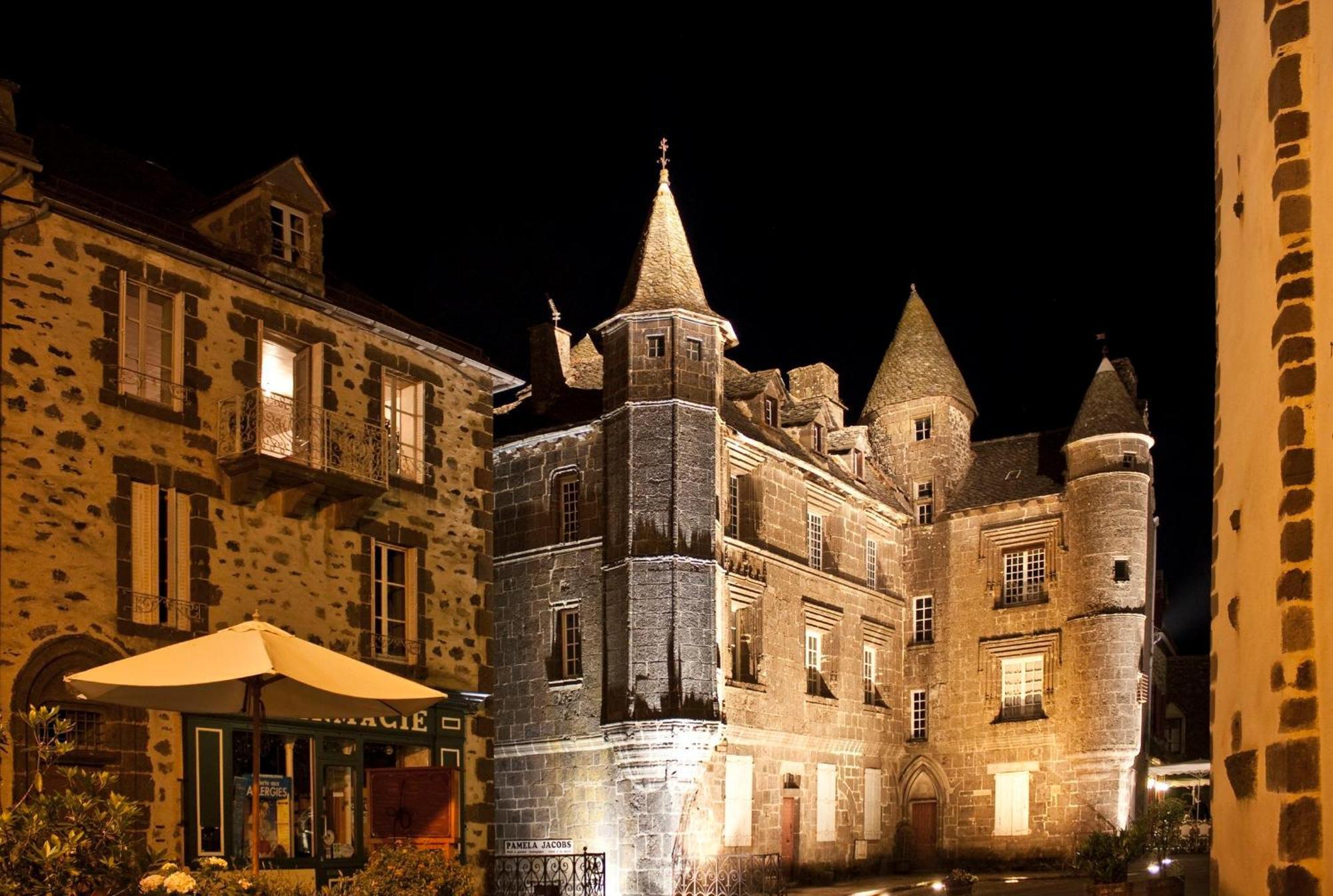 Logis Hotel Restaurant & Spa Les Remparts سيلارز المظهر الخارجي الصورة
