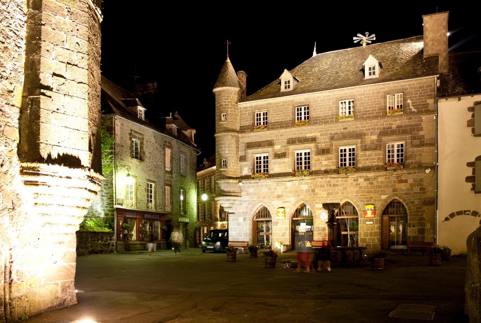 Logis Hotel Restaurant & Spa Les Remparts سيلارز المظهر الخارجي الصورة