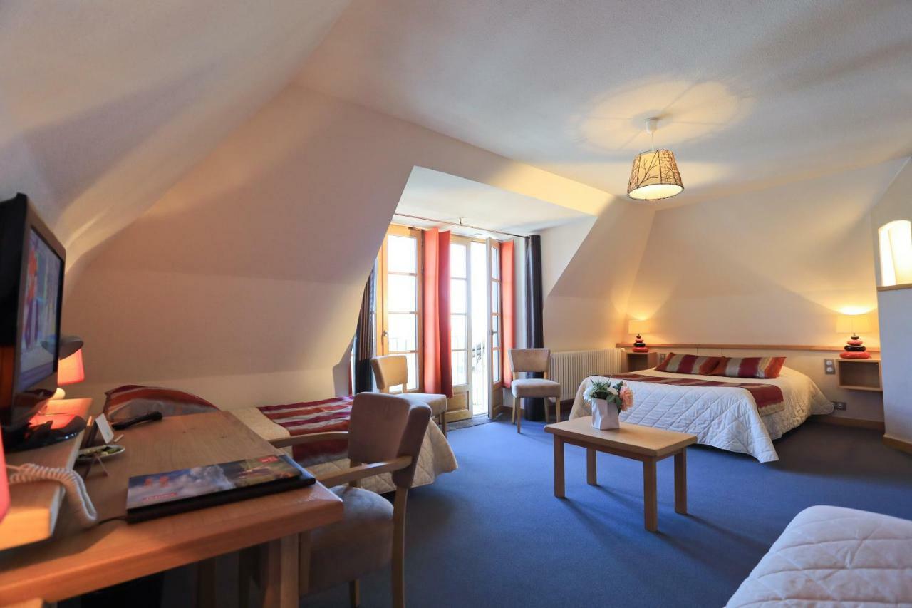Logis Hotel Restaurant & Spa Les Remparts سيلارز المظهر الخارجي الصورة